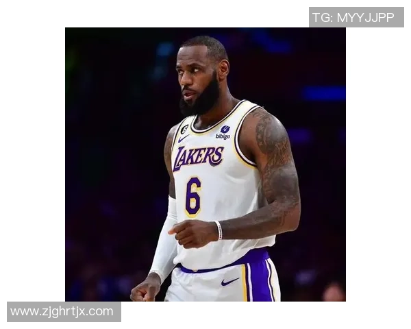 詹姆斯在湖人比赛中的精彩表现全程录像回顾与分析